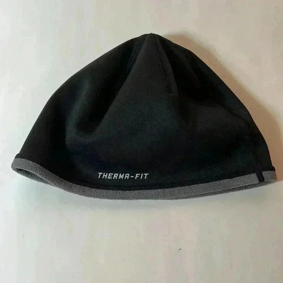 NIKE THERMA FIT REVERSIBLE BLACK & GREY RUNNING BEANIE WOMENS‎ MENS - Picture 2 of 4